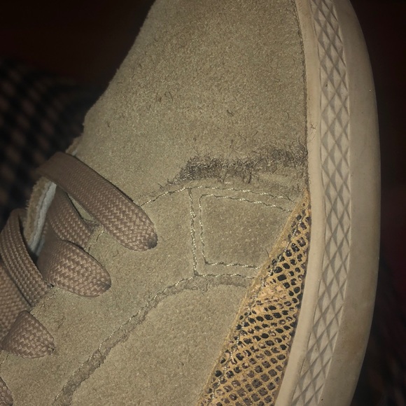 Women Size 9 Puma Match Worn - Picture 6 of 6